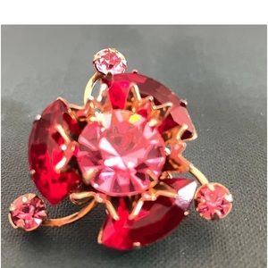 Vintage Red & Pink Pin